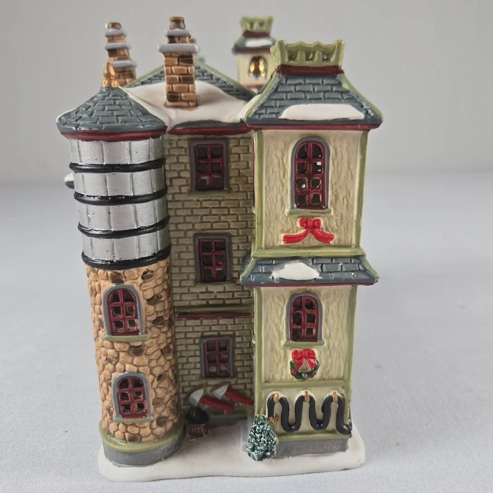 Lemax Plymouth Corners Fire Station No. 2 25657A 2002 Porcelain House
